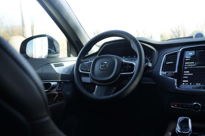 开元体育北欧豪华PK德系豪华沃尔沃XC90和宝马X5你选谁？(图8)