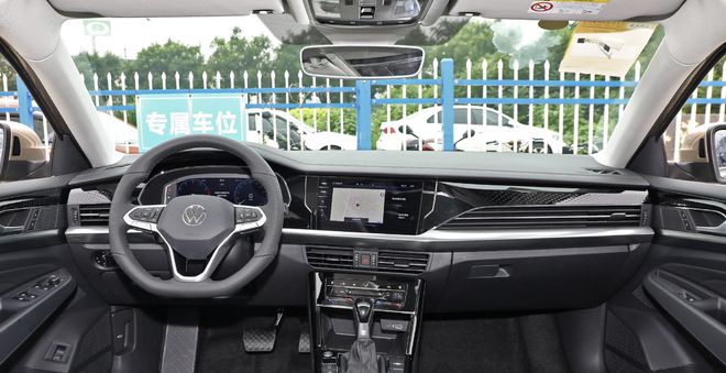 开元体育·(中国)官方网站新车推荐330TSI豪华版上汽大众新购车手册(图1)