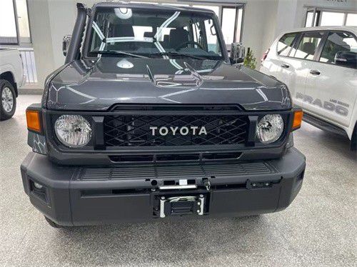 开元24款丰田LC76酷路泽28T柴油现车(图1)